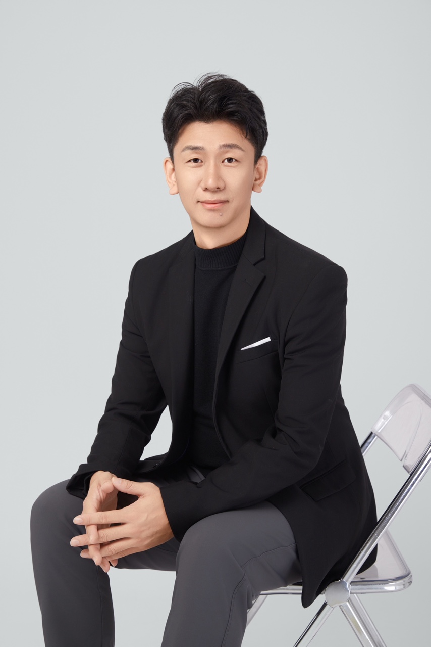 姜子龙.JPG